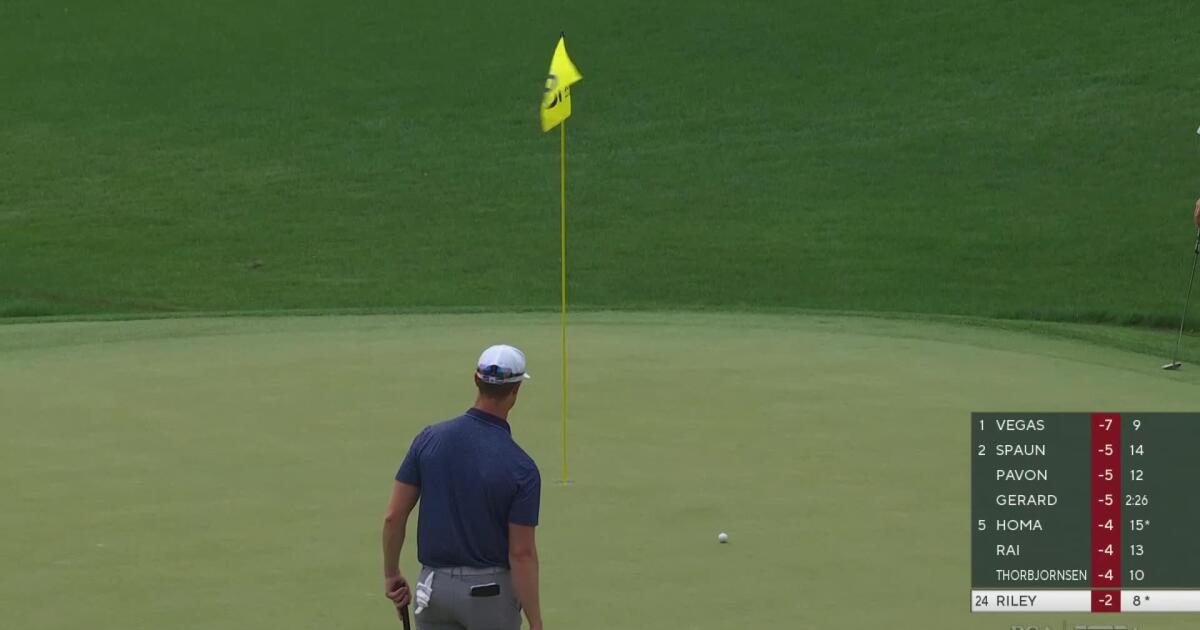 Davis Riley 3rd Shot on No. 18 Hole - 2025 PGA Championship Round 2 ...