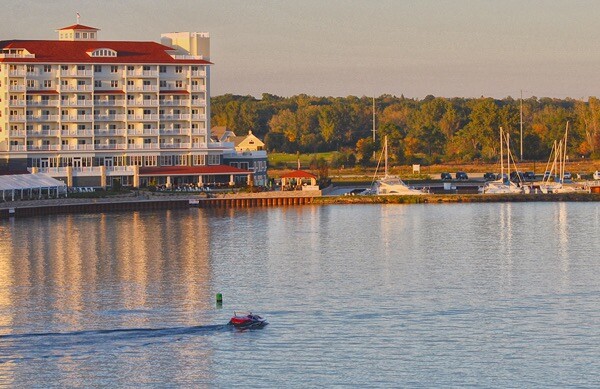 img-harbor-shores-resort.jpg
