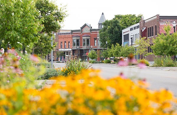 img-benton-harbor-arts-district.jpg
